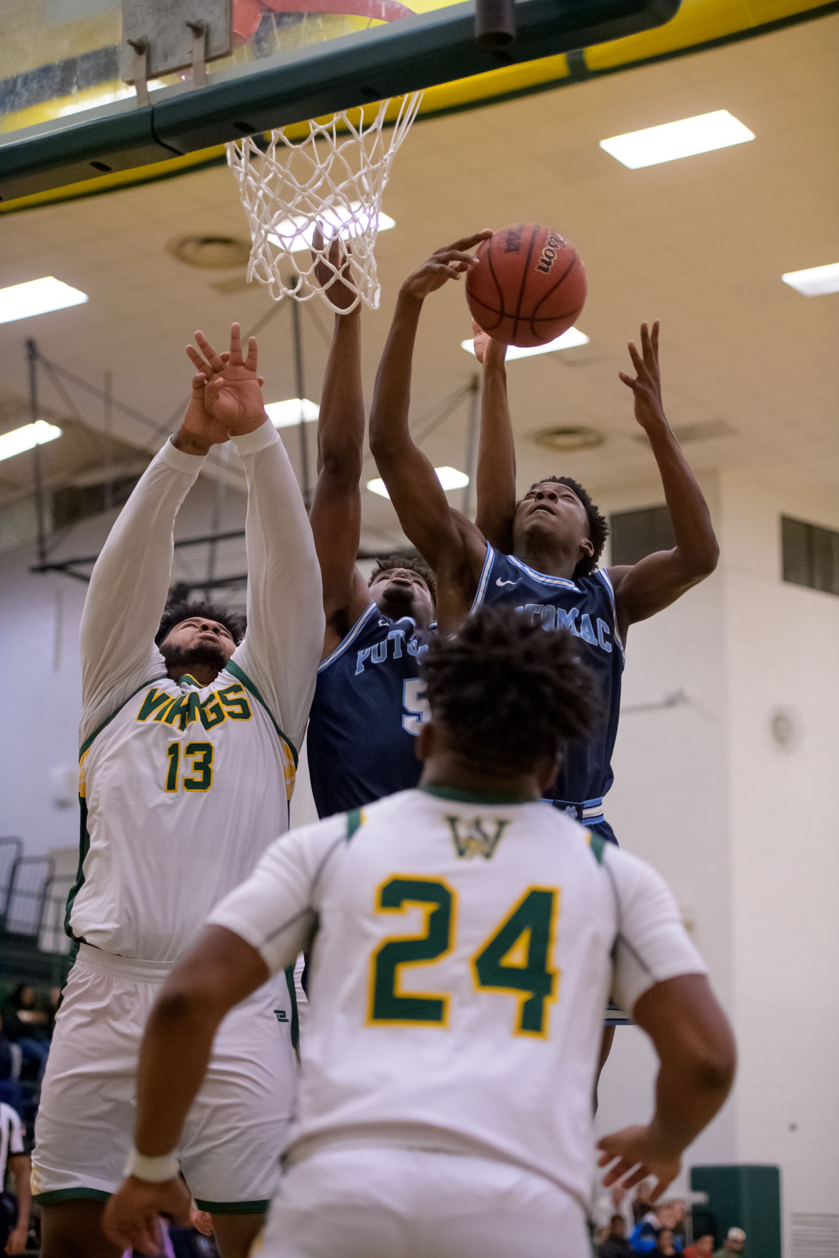 B_Pot_BBask_530_2_Kejahn_Rainey_Rakim_Lamarre_5_Wood_BBask_13_RJ_Adams.JPG